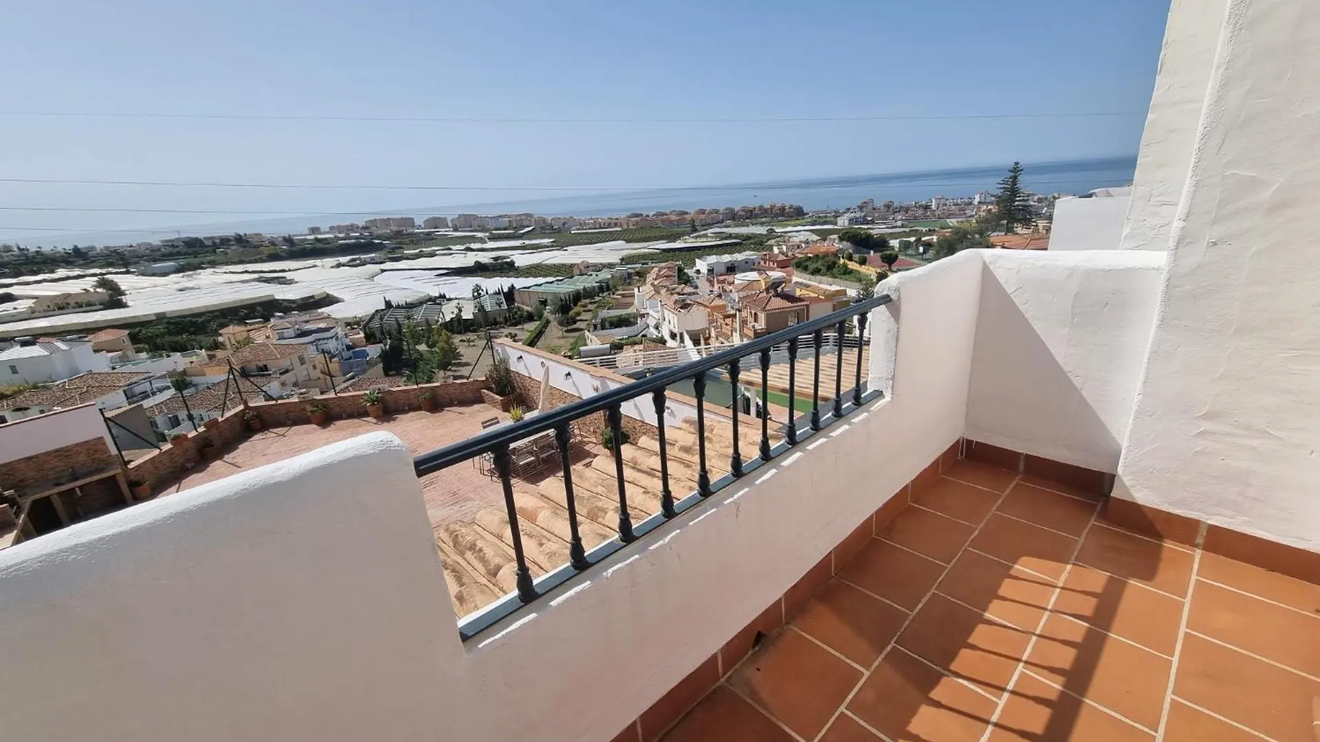 בית נופש טורוקס Chalet Isla Ibiza - Casa Adosada 5 Dormitorios Con Terraza By Hi Nerja Real Estate ספרד