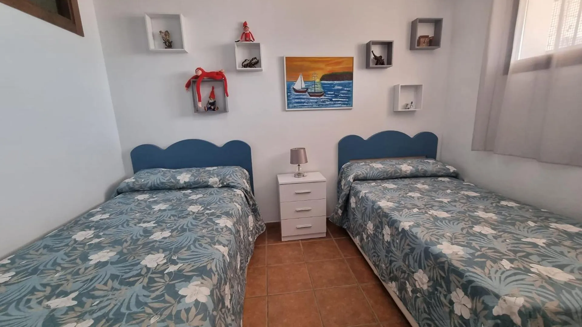 Tatil Evi Chalet Isla Ibiza - Casa Adosada 5 Dormitorios Con Terraza By Hi Nerja Real Estate Torrox