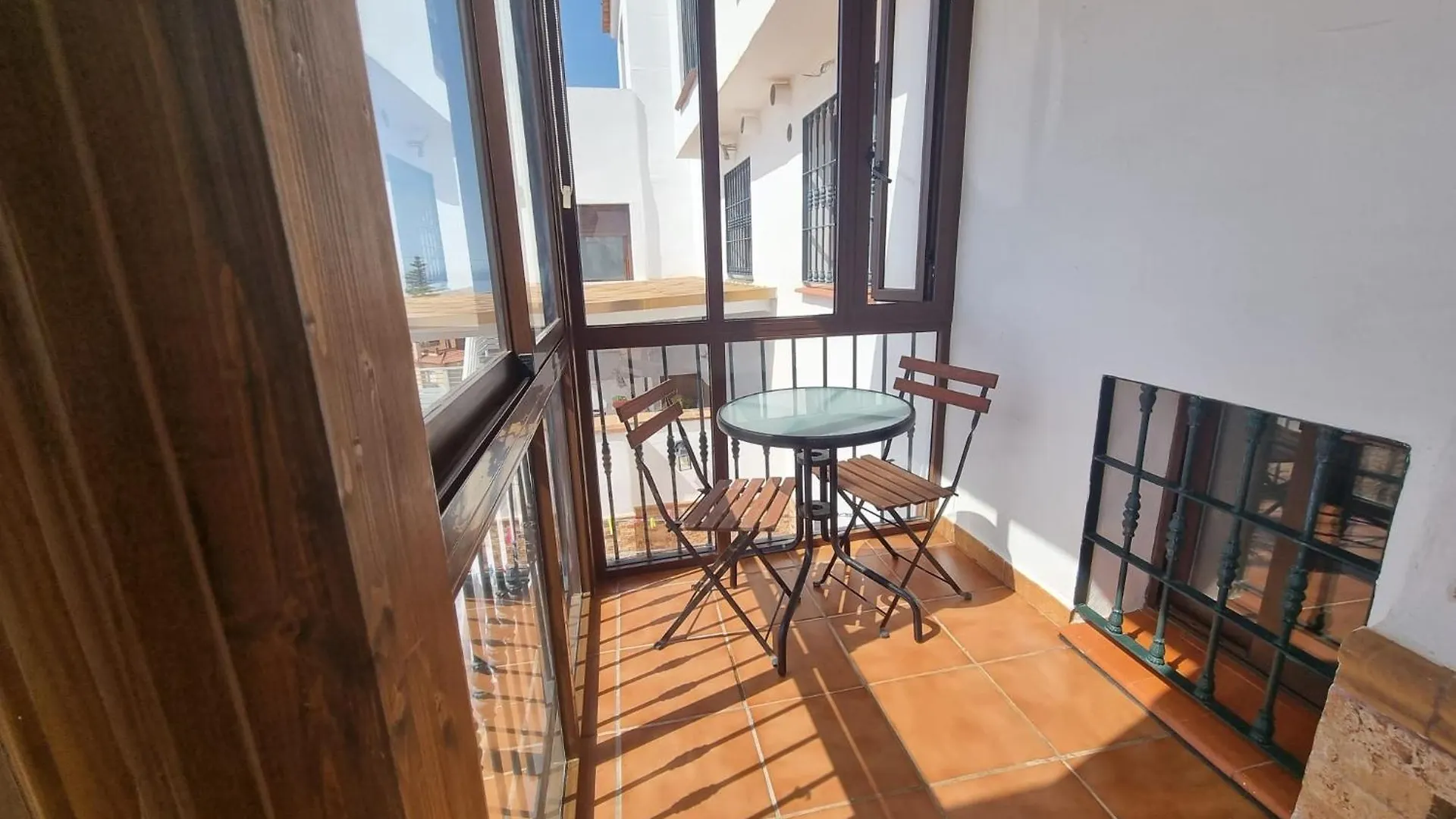 טורוקס Chalet Isla Ibiza - Casa Adosada 5 Dormitorios Con Terraza By Hi Nerja Real Estate בית נופש